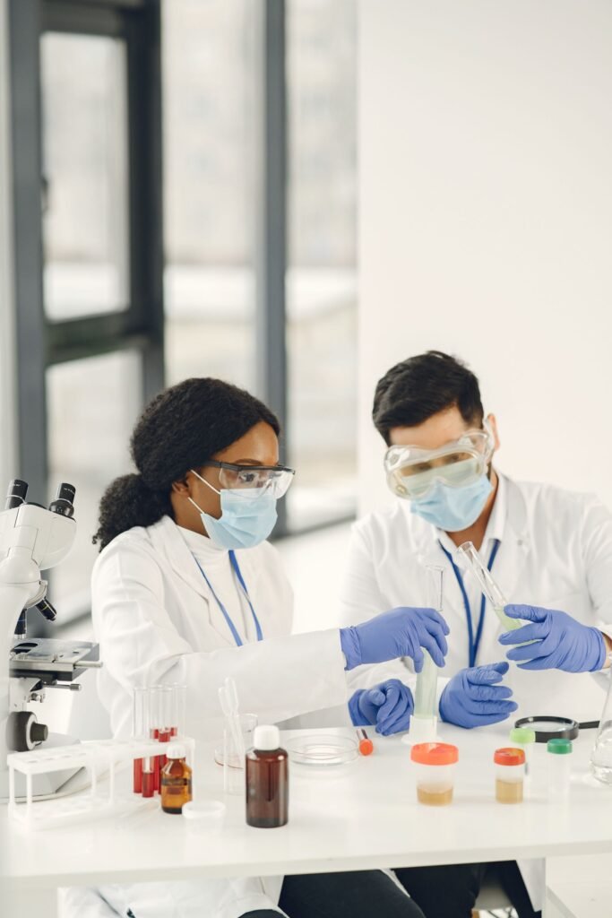 Laboratory professionals doing testing - quality certifications ISO CE REACH for toner cartridges Content-Disposition: form-data; name="caption" Laboratory professionals doing testing - quality certifications ISO CE REACH for toner cartridges